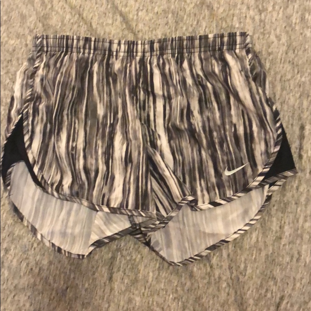 Sri-fit running shorts